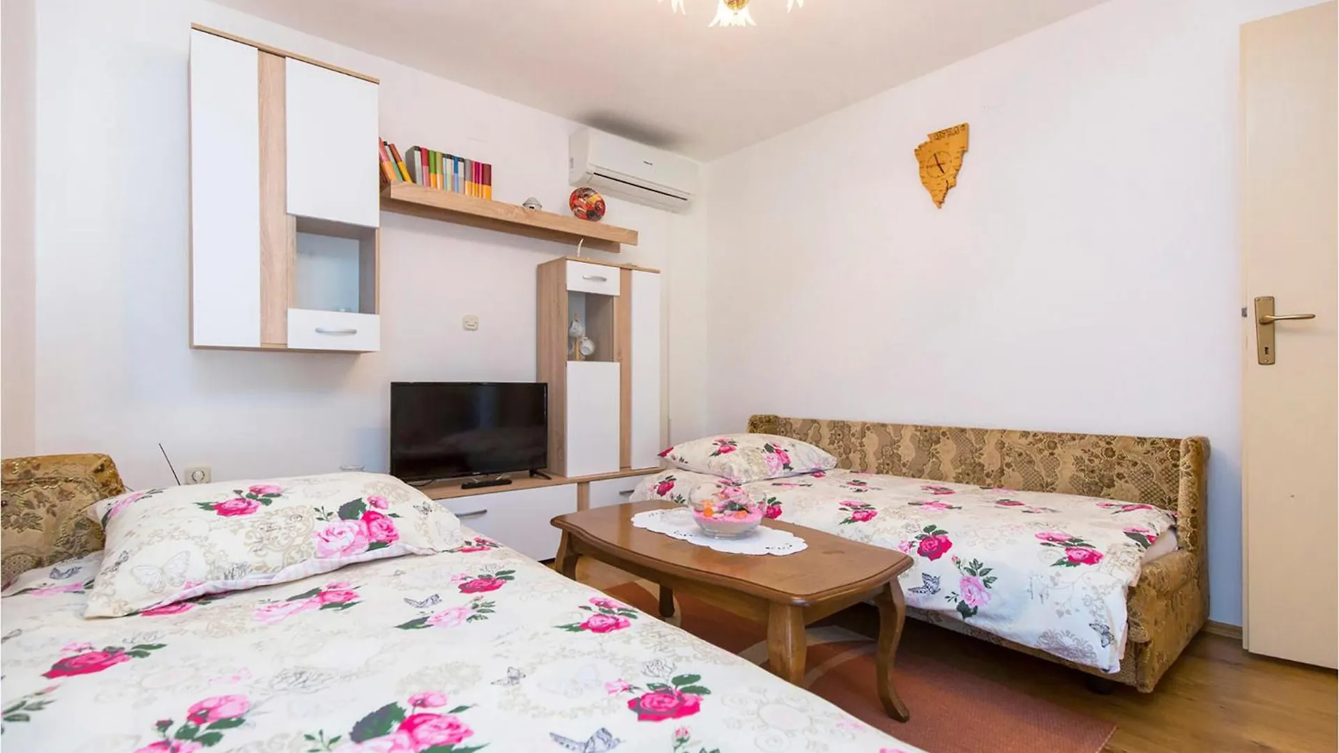 Beautiful Home In Labin With House A Panoramic View Лабин